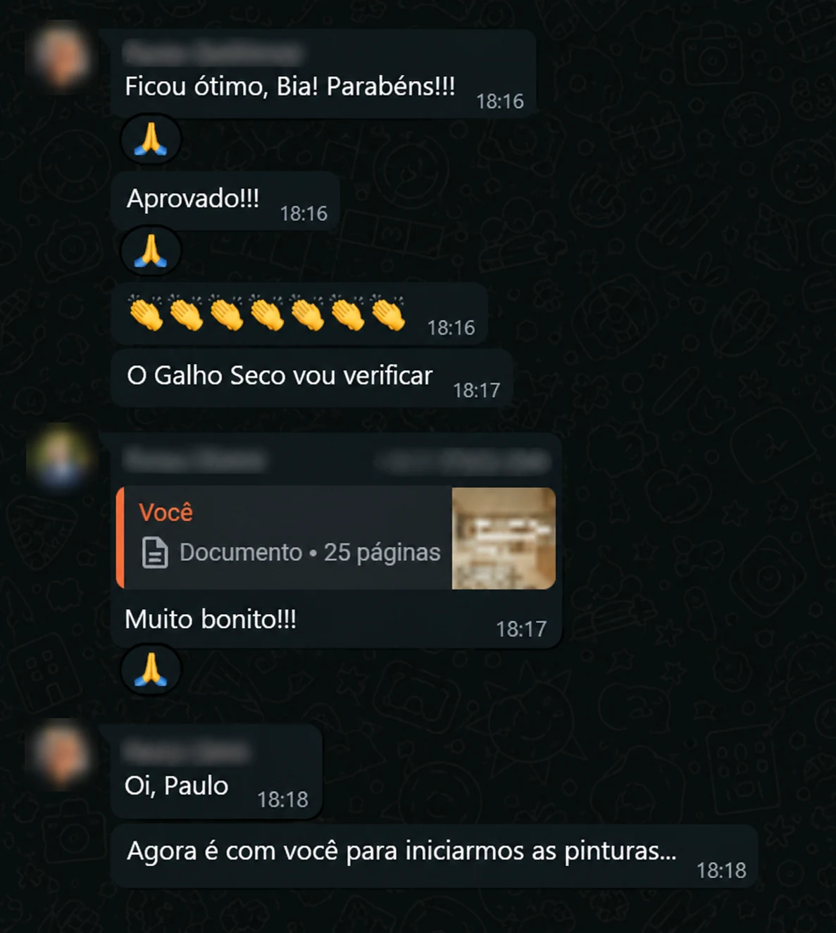 Conversa de WhatsApp: o cliente aprova o projeto e parabeniza